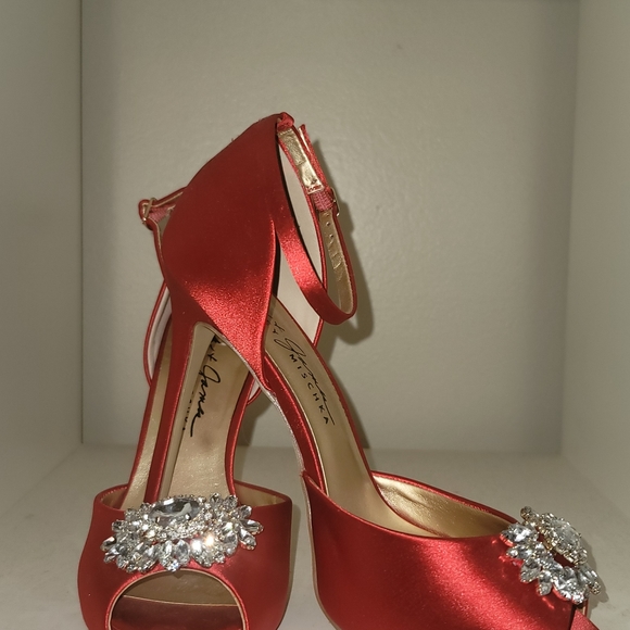 Shoes - Picture 2 of 3